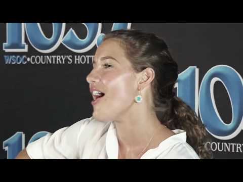 Caroline Jones Performs "Bare Feet" At Our Studios!