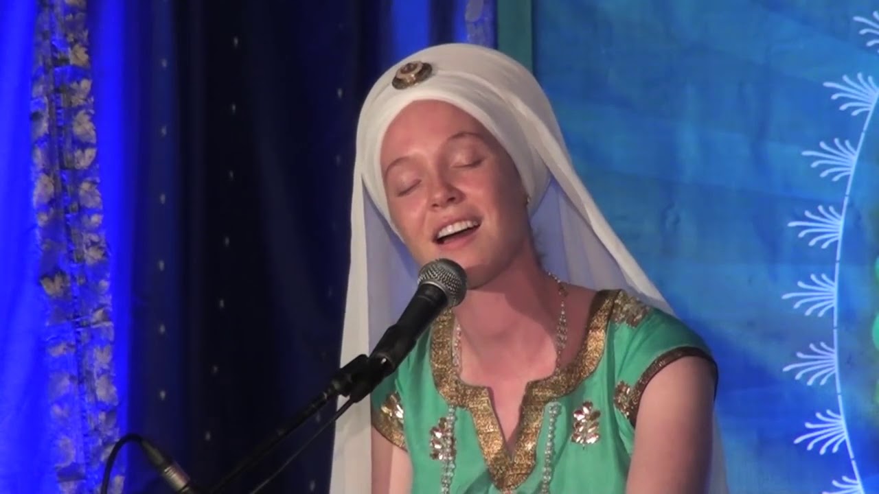 Ajeet Kaur Sings  Ong Namo  at Sat Nam Fest East