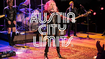 Cyndi Lauper on Austin City Limits "Girls Just Want to Have Fun"