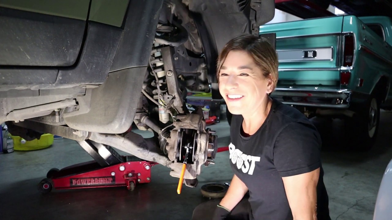How to Replace Front Brakes On Toyota FJ Cruiser!!! Part 1 - YouTube