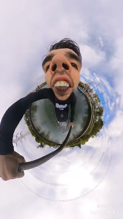 Most HILARIOUS Kayak Ride With 360° Camera 😂  | #Shorts