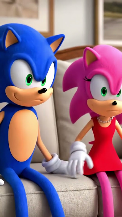 Sonic Catches Shadow Stealing Amy Rose’s Jewelry