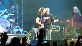 Watch Pearl Jam Running Back To Saskatoon video