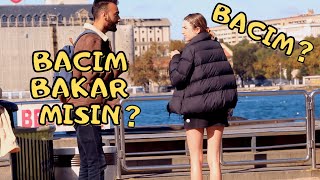 Absürt Hi̇taplarla Konuş - Nasil Gi̇deceği̇m Baldiz? - Hi̇taplarla Konuşma Kamera Şakasi - Sosyal Deney