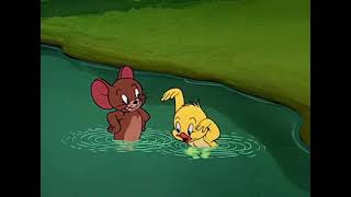 Джерри научил утенка плавать по человече