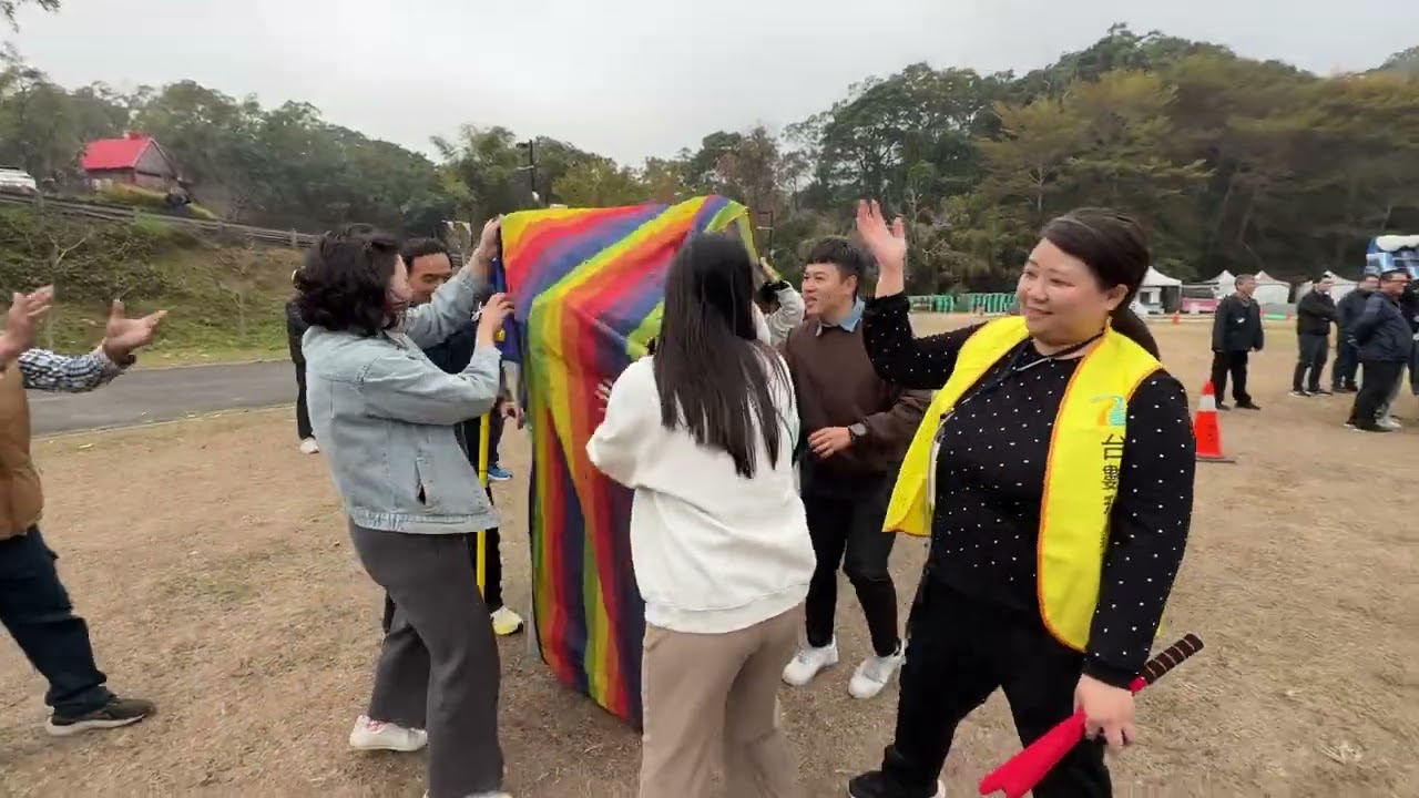 #時來運轉趣味競賽 ｜台數科&鑫傳 #尾牙活動 ｜#趣味競賽 十隊一次同時進行，由#熊麻吉活動團隊 #活動公司 全程帶領及錄影服務