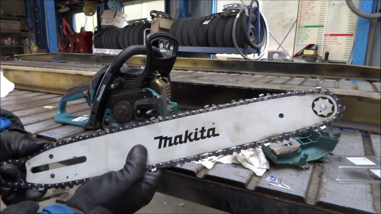 マキタ 工具不要 チェーンソーの替刃交換 How To Replace A Makita Chainsaw Chain Easy Youtube