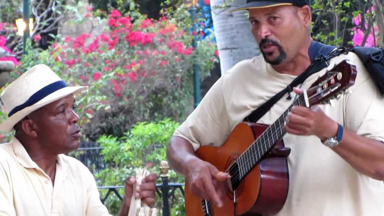 Música cubana. Son cubano en calles de La Habana. CUANDO PARA CHILE ME VOY!!! HD. - YouTube