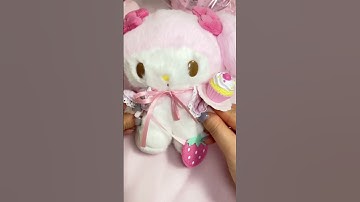Thumbnail of [Sanrio Characters] マイメロディ My Melody 마이멜로디 코디하기 コーデ #shorts #mymelody