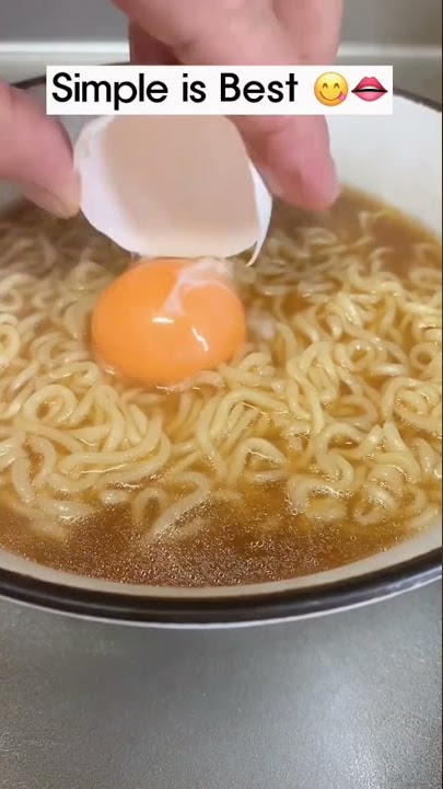 Raw Egg in Ramen 😋😋😋👄👄#asmr #shortvideo #shorts