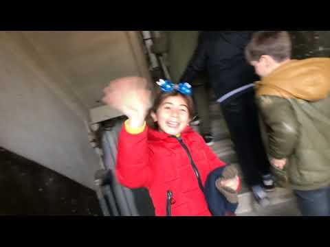 გააზიარე ბედნიერება