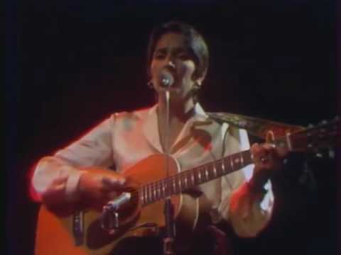 Joan Baez -  Here's to you, Nicola and Bart (live in France, 1977)