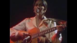 Joan Baez -  Here's to you, Nicola and Bart (live in France, 1977)