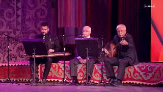 Nuri Özcan (Vokal) & Hanefi Özbek (Tanbur) & Volkan Gi̇di̇ş (Kanun)