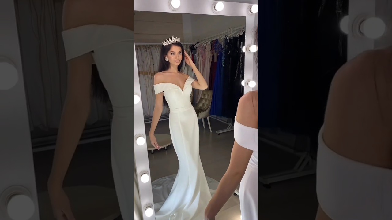 Crown 👑 With Deep Vneck White 🤍 Fall Dress 