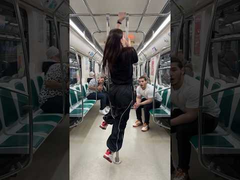 Wow amazing moment in the subway