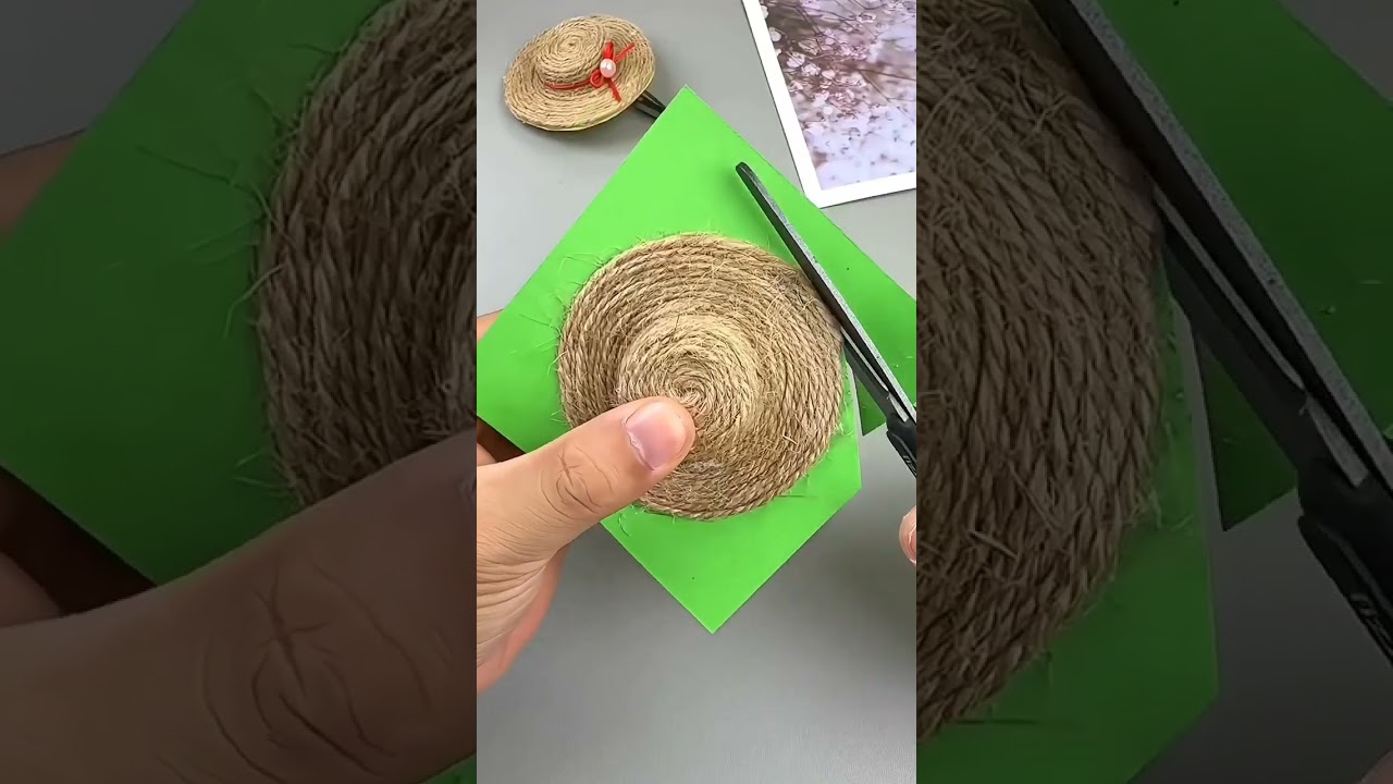 "Easy DIY: Adorable Straw Hat Hairpin Tutorial for Kids!"
