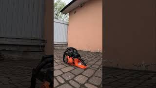 Пила пока ты отвернулся | Saw while you turned your back #chainsaw #funny #slowed