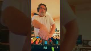 Housy Grooves 4 You 👉 #housemusicalldaylong #beatport