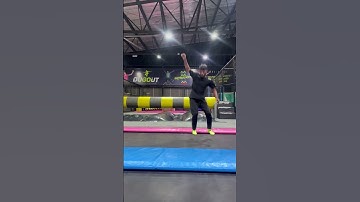 Side summer 🤸     #gymnast #backflip #frontflip #tamilsong #tamilshorts #bodyfitness #trampoline