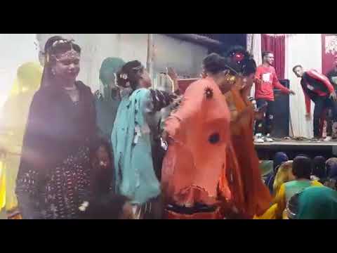     بلوچی لڑکی ڈانس