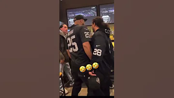 Raiders fans fight at ￼ Buffalo wild wings 🤦🏾‍♂️😂😂👎🏽￼