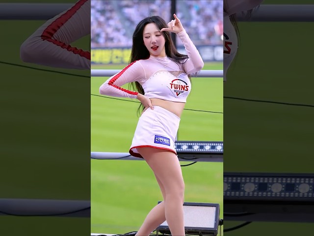 ????사랑의 화살을 당겨-봐????"캐치캐치" 예나 1????서여진 Seo Yeojin 치어리더 직캠 fancam