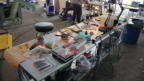 Hackaday at the RedBull Creation Challenge: the projects begin
