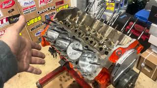 Old nascar engine ., race engine secrets exposed and update on the 372ci sbc Ice racing engine build