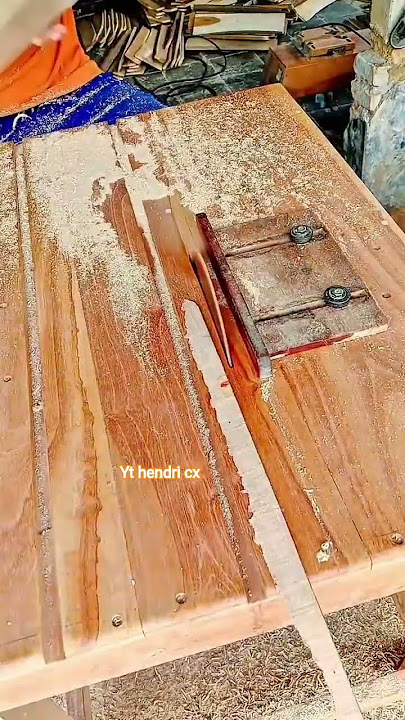 Make the wooden boards the same thickness #woodworking #tutorial #wood #tips #tools #shorts