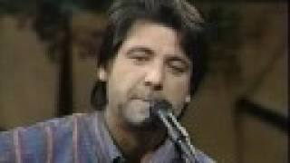 Video thumbnail of "Richard Leigh - Don't It Make My Brown Eyes Blue (live 1991)"