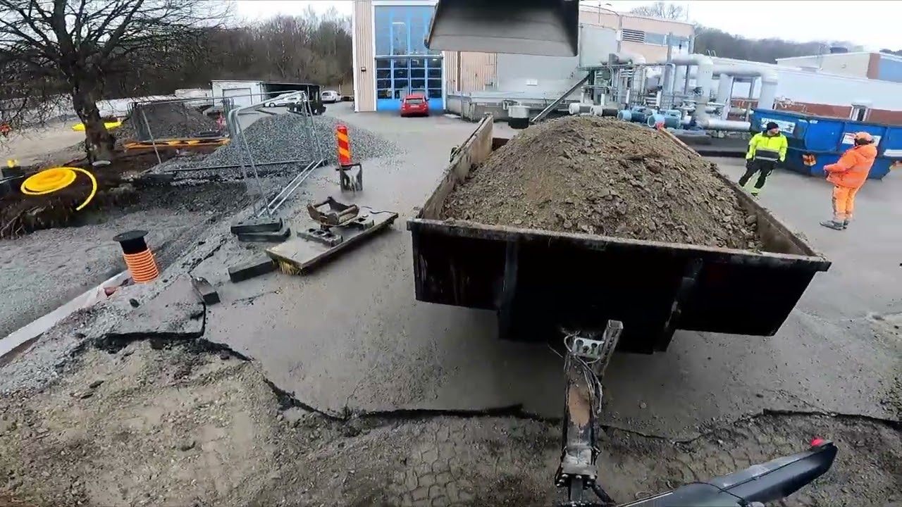 volvo ewr170e digassist steelwrist  digging for L-support