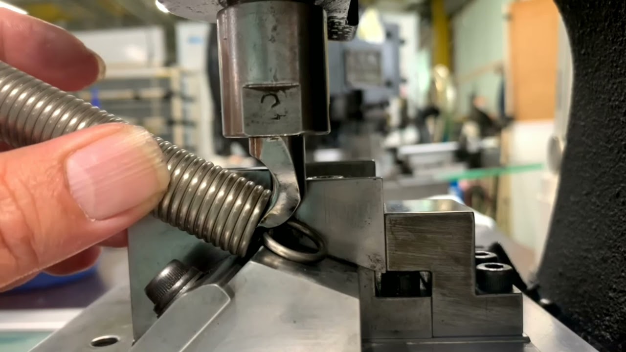 手加工によるフック加工動画