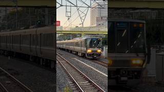 JR 西日本 223 系 12両 新快速 米原 行き 新大阪 駅 到着