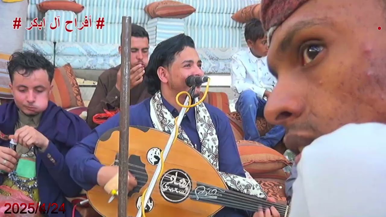 الفنان/رشاد السعيدي - زفة العرسان ياسر وعمران ومروان ابكر بالحسينيه