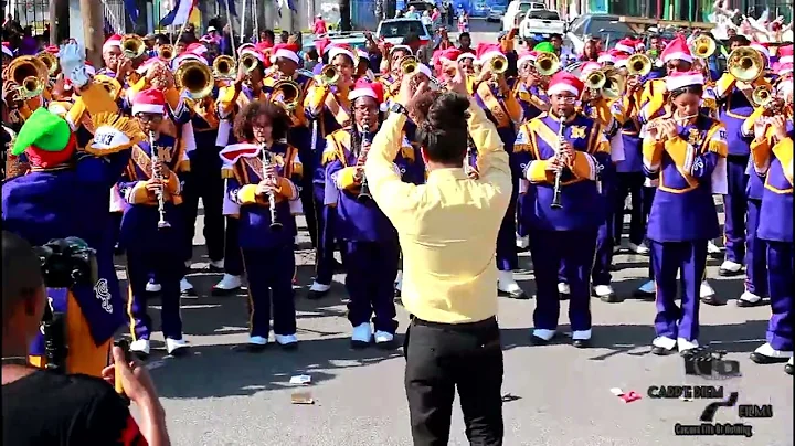 Edna Karr @ Nola Christmas Parade (2022)