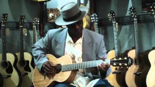 Eric Bibb plays the All-Mahogany Wee Lowden Guitar at Bluedog Guitars chords