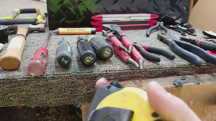 (2017) TOOLS you SHOULD have as a first year IBEW Apprentice!