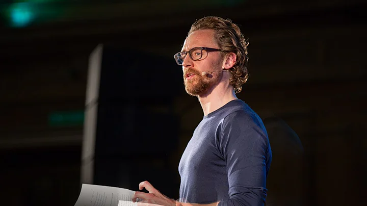 Dickens vs Tolstoy featuring Tom Hiddleston and Za...