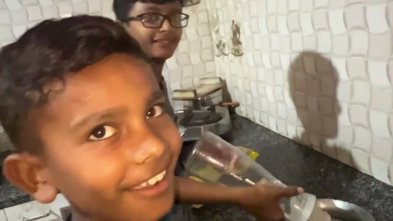 Param or Hanish ne meggi banayi 😂❤️ / Avantikagarva 