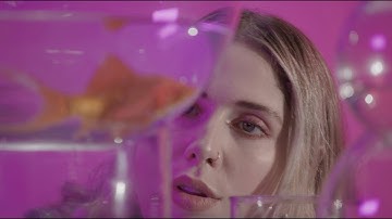 Milou Moon - Spin Cycle (Official Video)