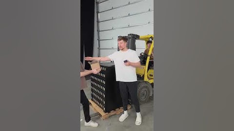 Giving 1000 phones away