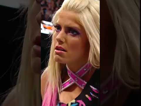 SPANK TO ALEXA BLISS 🤣