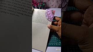 DIY floral bookmark 📚 #diy #diybookmark #craft #shortvideo #shortsvideo #handmade #shorts