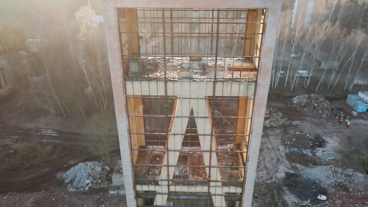 Förderturm Martin-Hoop Schacht IX Mülsen St. Jacob | Der Abend vor der Sprengung