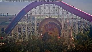 Mattercam - LIVE DISNEYLAND Webcam from Howard Johnson Hotel Anaheim