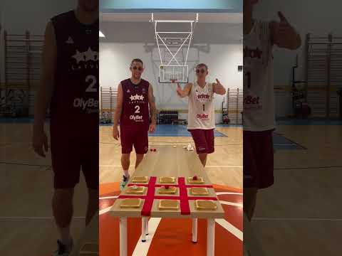Admin got the team captain and the #Tokyo2020 top scorer to play Tic-Tac-Toe