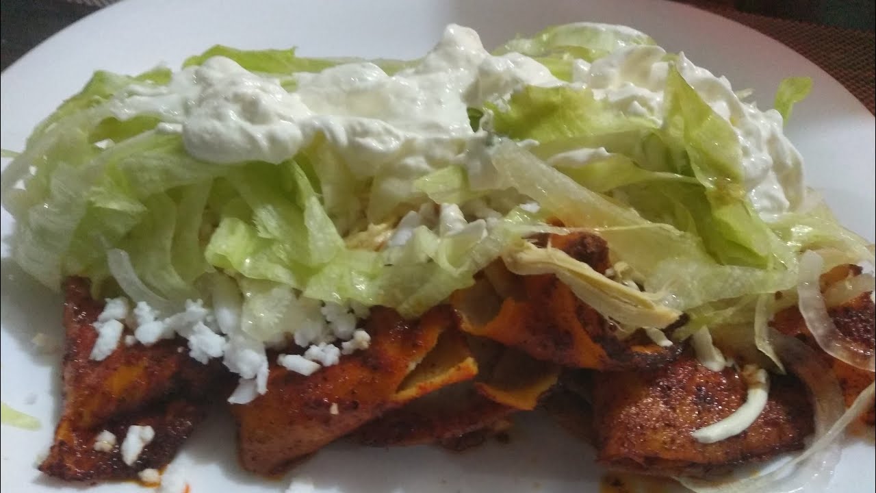 Enchiladas de chile guajillo YouTube