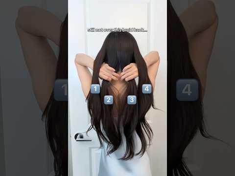 This hack helps your braid stay secure all day! #hairstyles #braid #hairtips