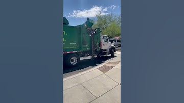 Waste management trash pickup!! 6/16/23